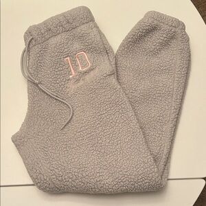 Madden Girl Light Gray Sherpa Joggers Size Small Juniors